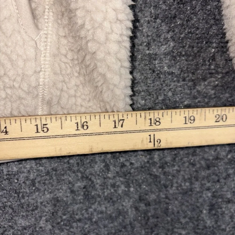 Uniqlo Jacket Kids  Size 9 / 10 Natural Windproof Fleece